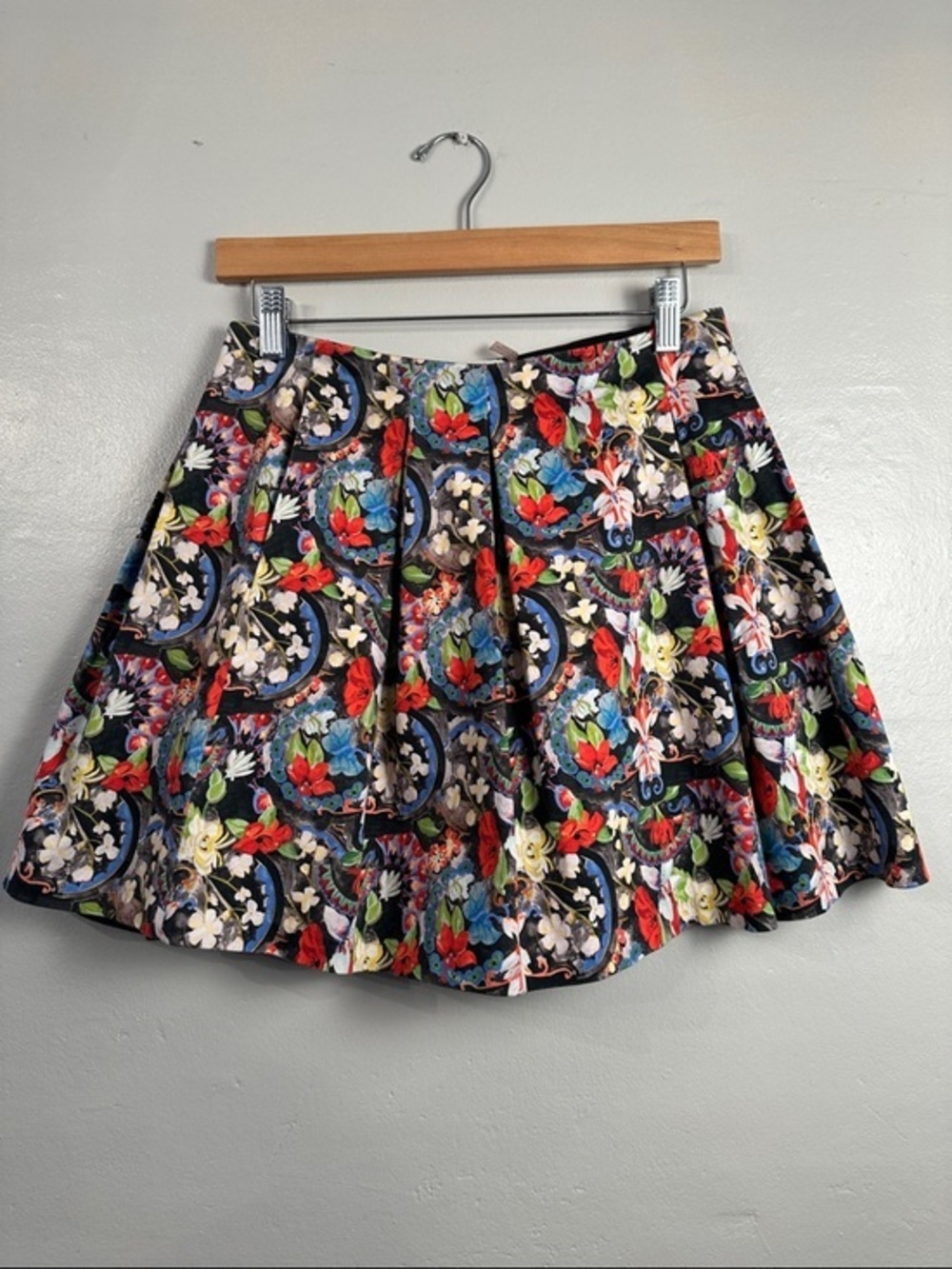 Alice and Olivia Parson Printed Pleated Skirt Size 6
